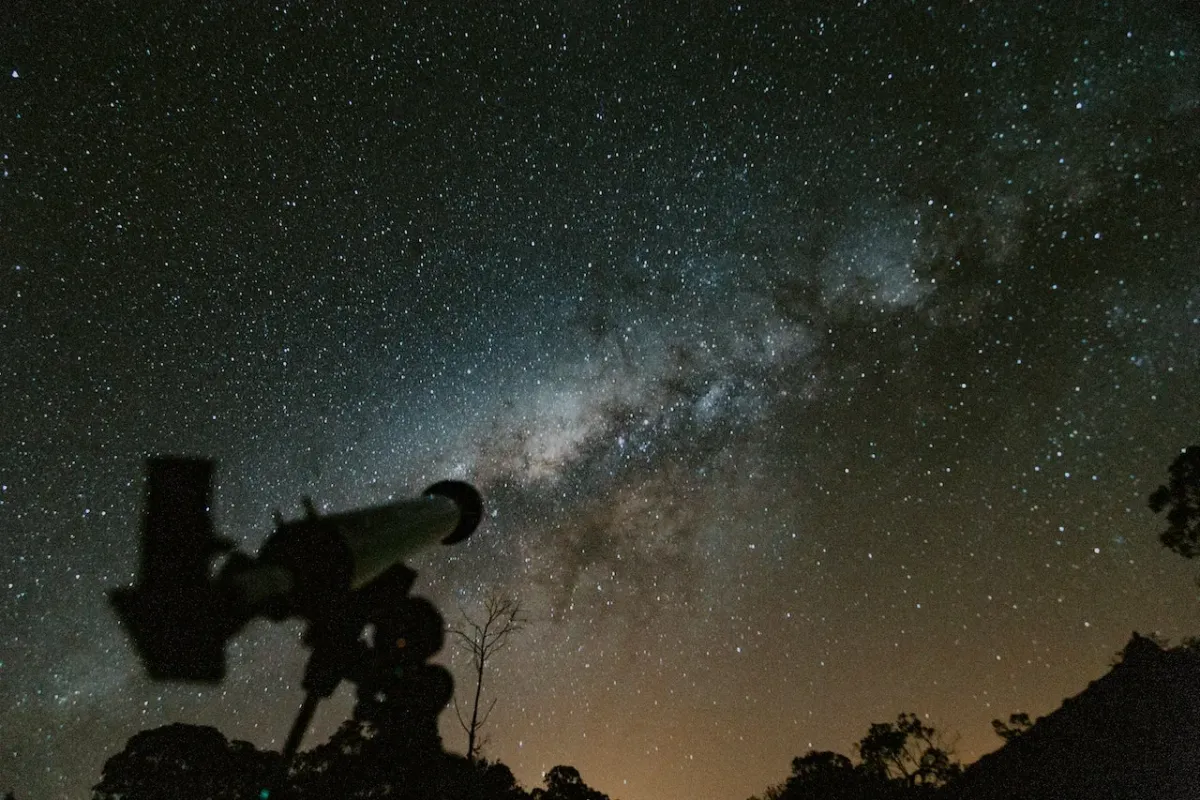 Jednostki odległości w astronomii – poznaj kosmiczne jednostki i skrawek pracy astronomów