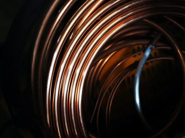 Ile kosztuje kilogram miedzi - Przewodnik po cenach miedzi w 2023