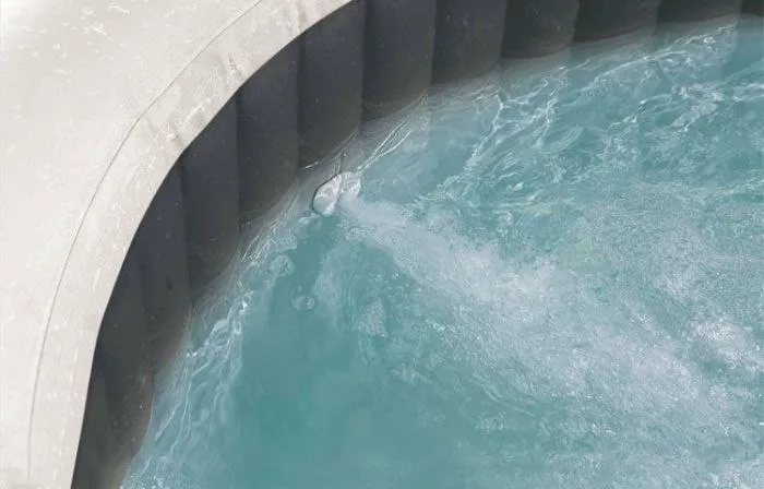 Jacuzzi dmuchane: Jak wybrać idealne do Twojego domu?